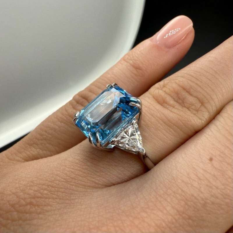 Ring with Topaz and Diamonds – White Gold – photo 1 of 7