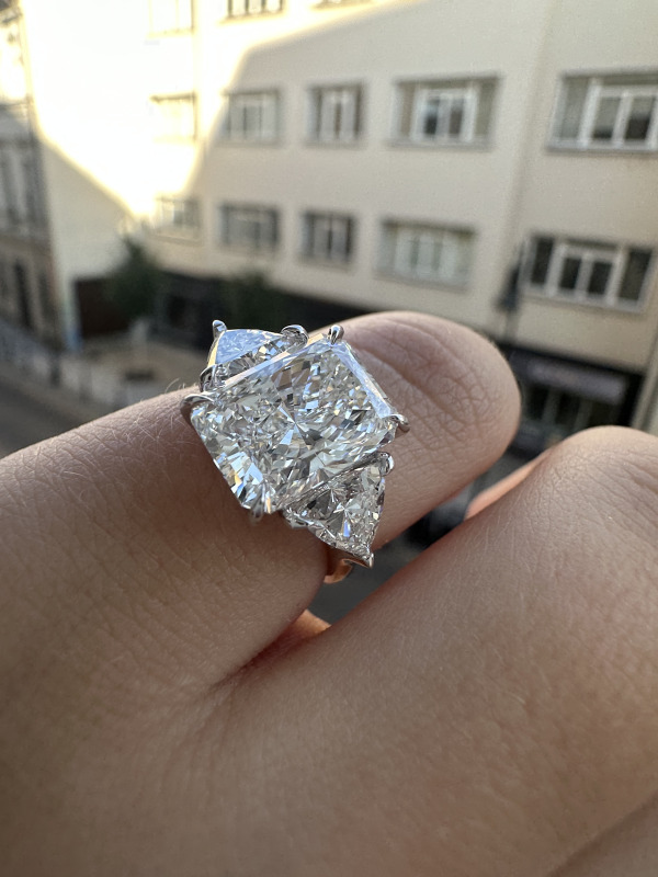 Golden ring with lab grown diamonds 4 ct – White Gold – photo 4 of 5