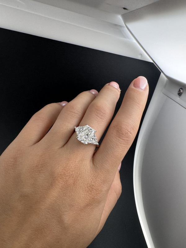 Lab-Grown Diamond Three-Stone Ring – White Gold, 3.04 ct – photo 2 of 2