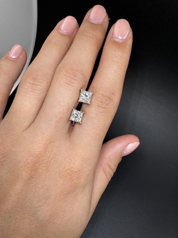 Lab-Grown Diamond Princess Cut Stud Earrings – White Gold, 2 ct – photo 3 of 3