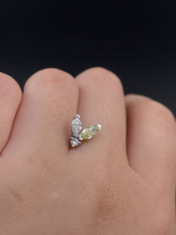 Earring with Yellow and White Diamonds – photo 4 of 4