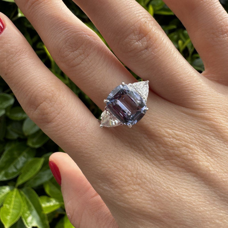 Ring with Spinel and Diamonds – photo 1 of 4