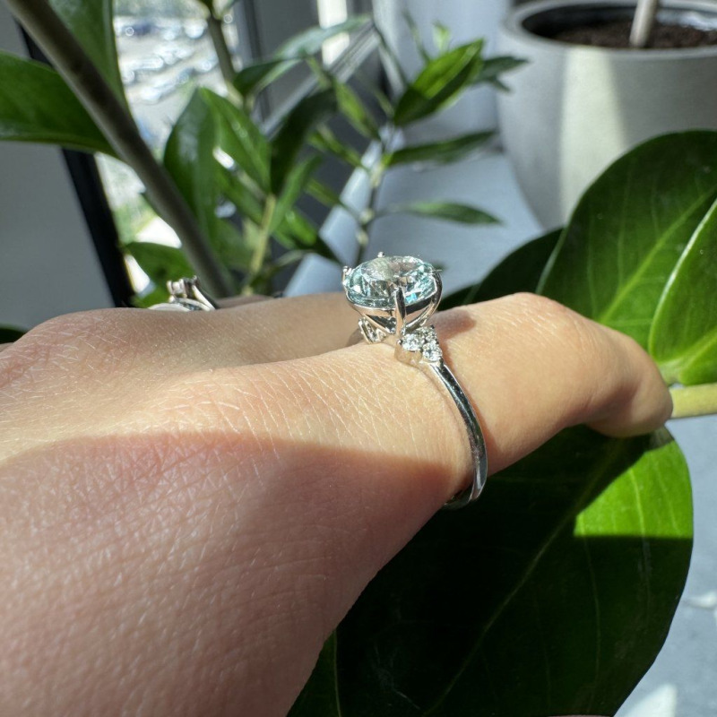 Ring with Diamonds and Aquamarine – White Gold – photo 2 of 10