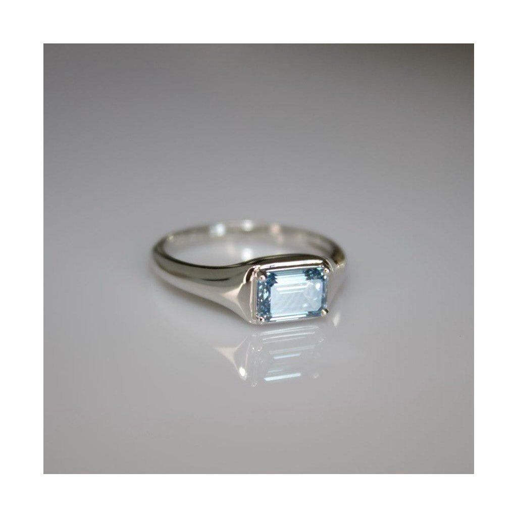Ring with a Diamond, 1.08 ct – photo 1 of 10
