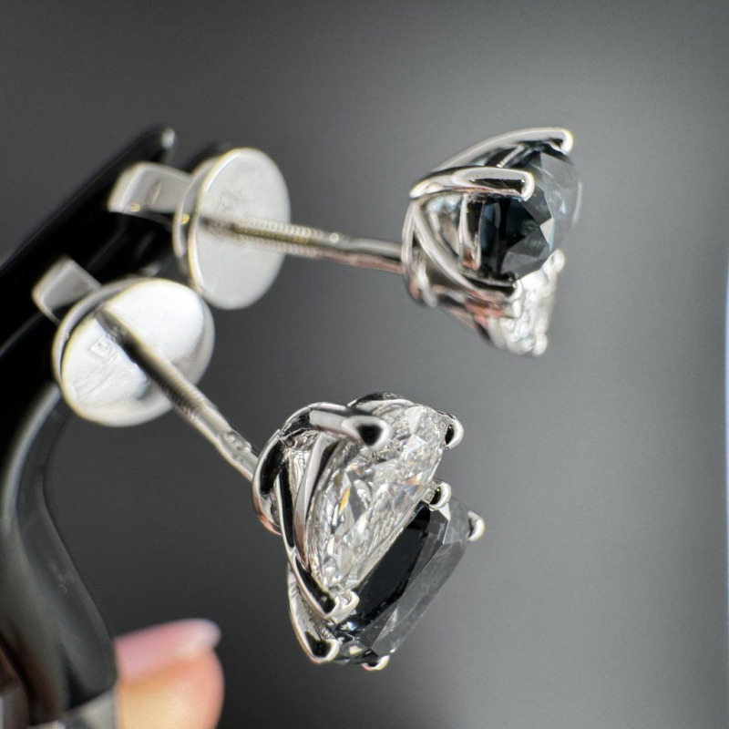 Diamond Earrings, 1.61 ct – photo 7 of 10