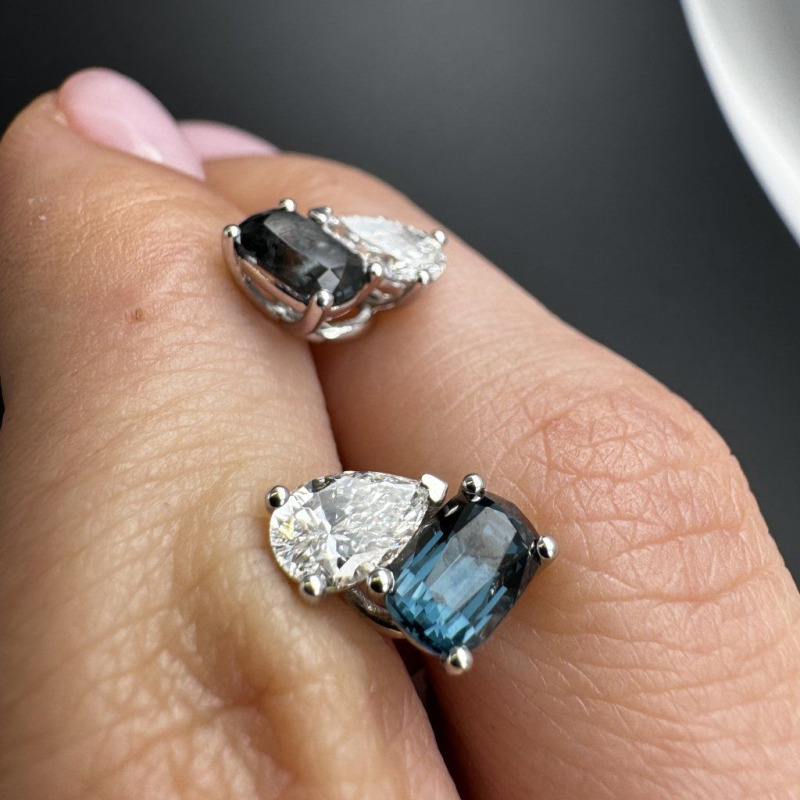 Diamond Earrings, 1.61 ct – photo 9 of 10