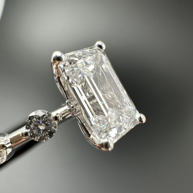 Ring with Laboratory-Grown Emerald-Cut Diamond, 1.60 ct – photo 7 of 8