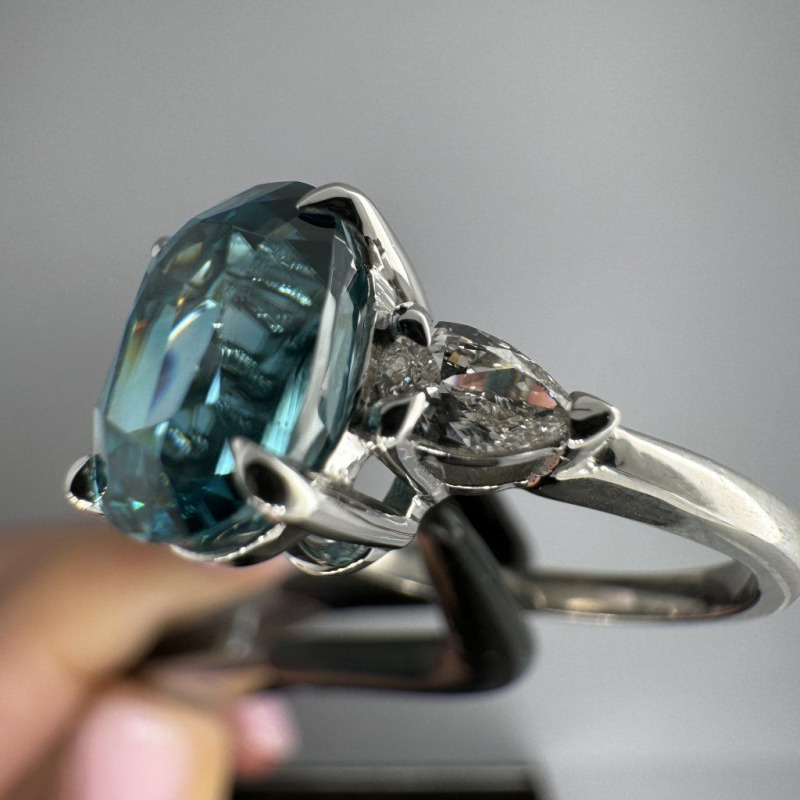 Ring with Natural Zircon and Laboratory Diamonds, 4.81 ct – photo 5 of 9