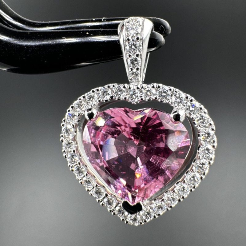 Mahenge Spinel Heart Pendant, 2.60 ct – photo 2 of 6