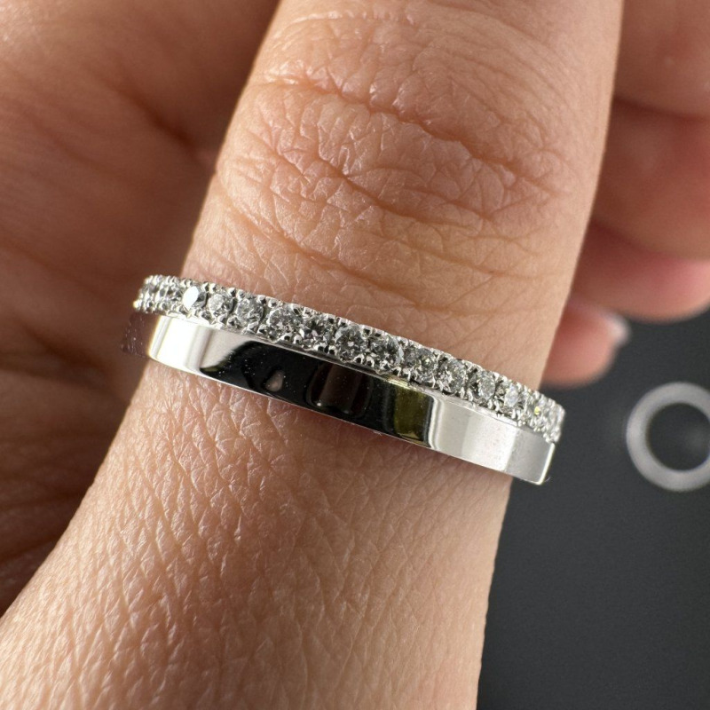 White Gold Wedding Rings – photo 2 of 7