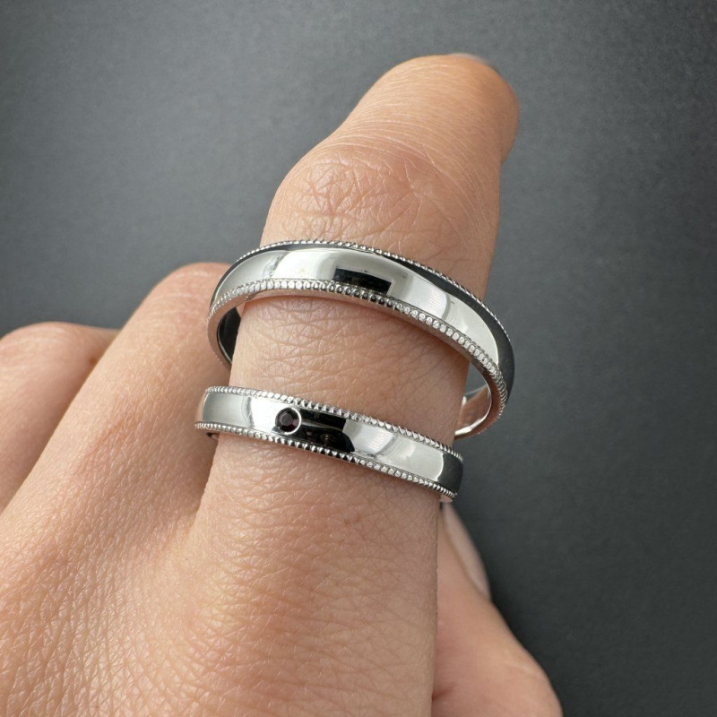 Wedding Bands with Ornamental Edge and Garnet – White Gold – photo 2 of 7