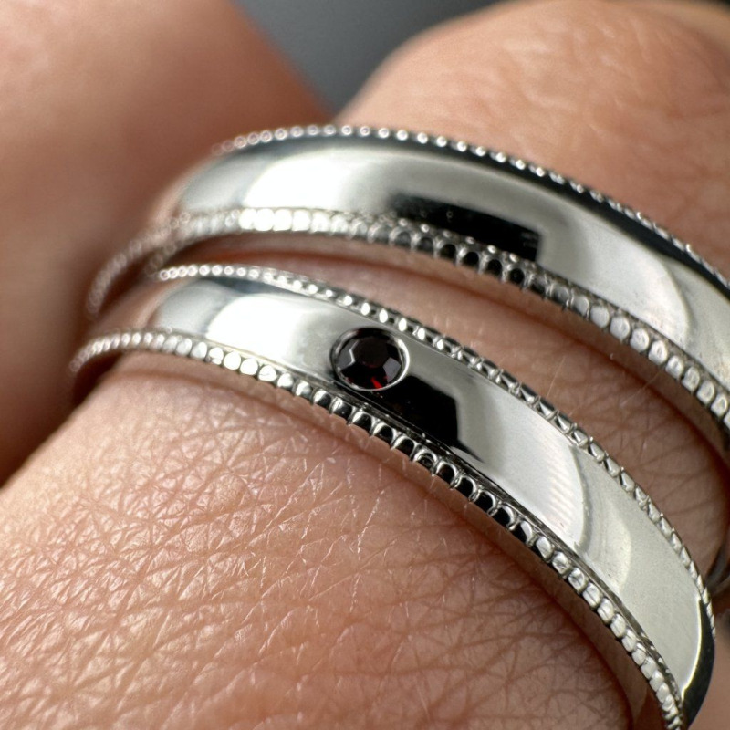 Wedding Bands with Ornamental Edge and Garnet – White Gold – photo 5 of 7