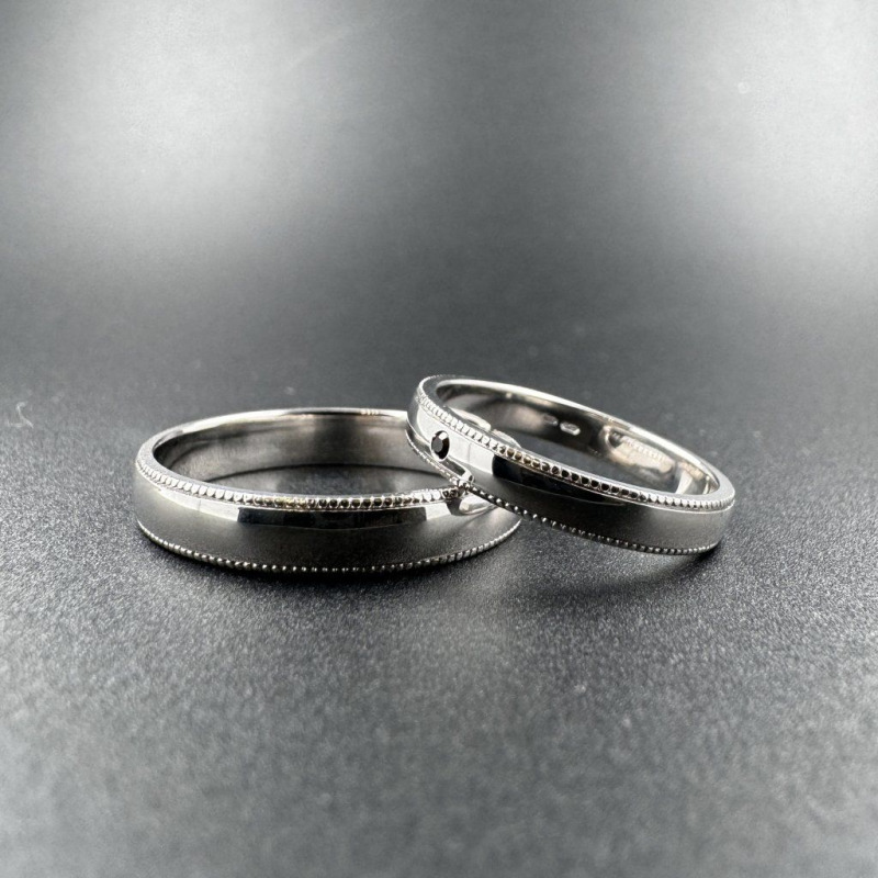 Wedding Bands with Ornamental Edge and Garnet – White Gold – photo 7 of 7
