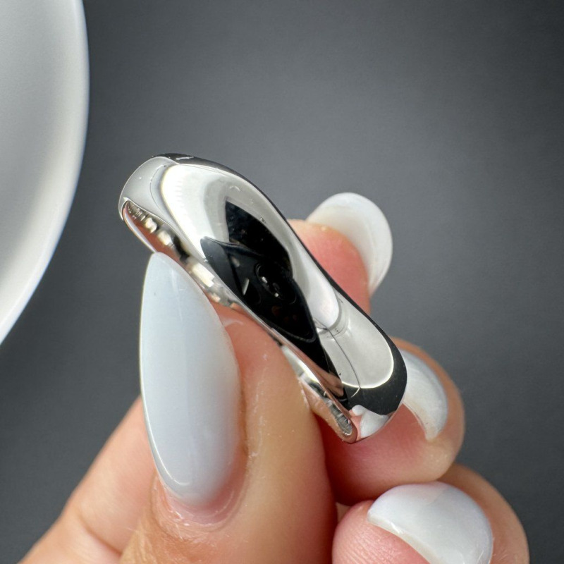 Wedding Ring with a Modern Silhouette – White Gold – photo 4 of 6