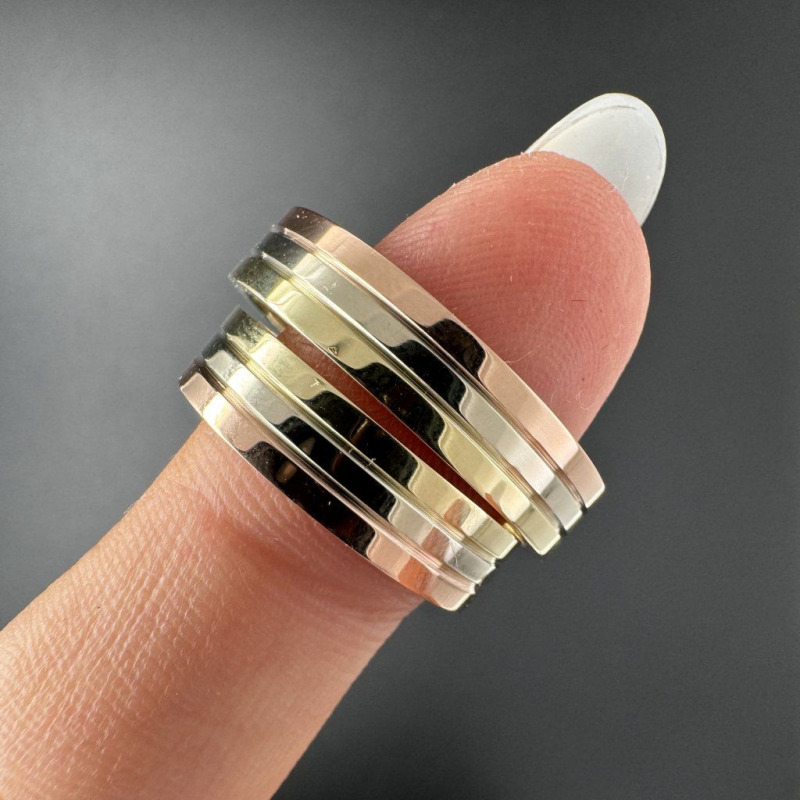 Wedding Bands in Three Shades of Gold – White Gold – photo 5 of 9