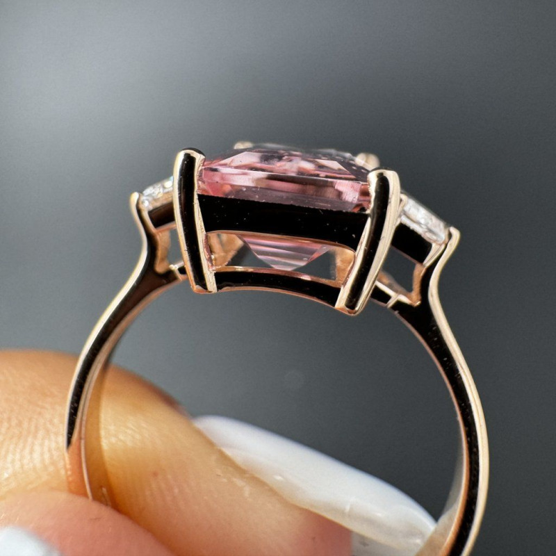 Gold Ring with Morganite and Side Brilliants – White Gold – photo 3 of 11