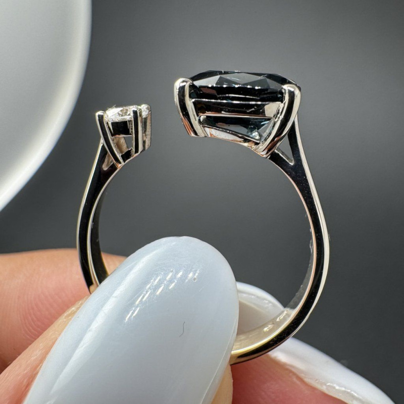 Ring with the Enchantment of Spinel and a Diamond Accent – White Gold – photo 6 of 11