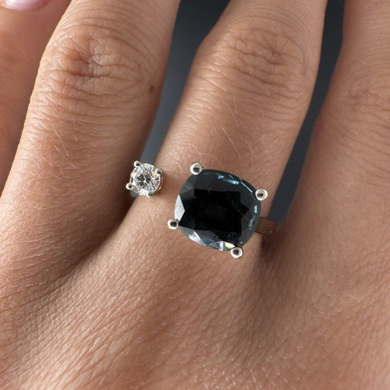 Ring with the Enchantment of Spinel and a Diamond Accent – White Gold – photo 7 of 11