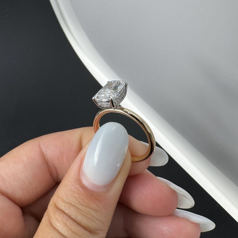 Ring with a Radiant-Cut Diamond – White Gold – photo 10 of 10