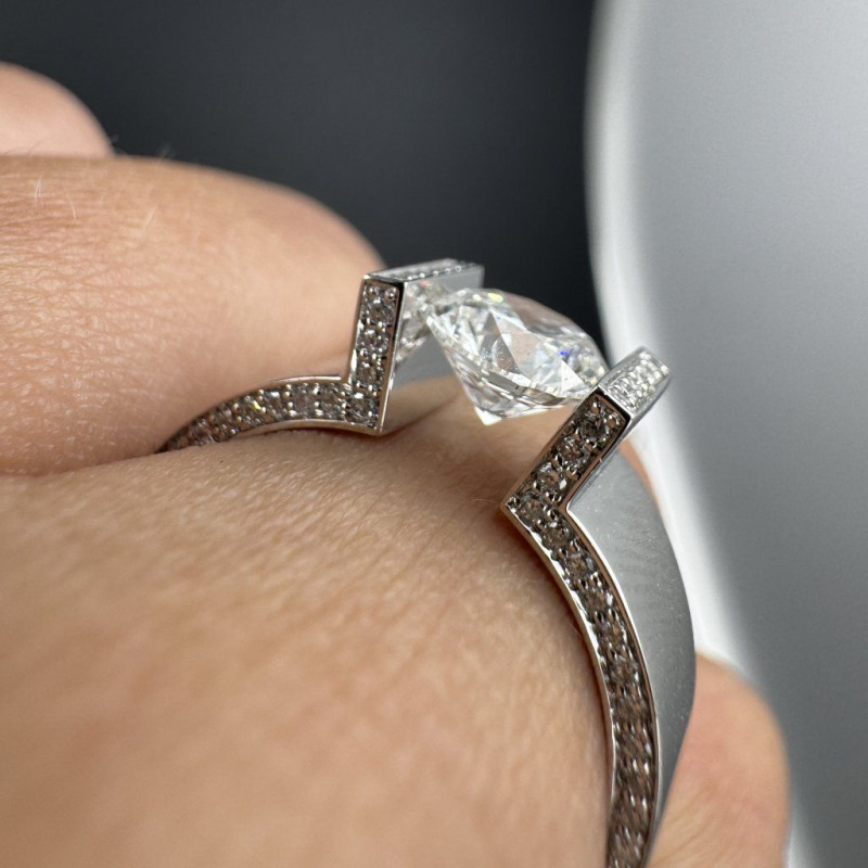 Ring “The Floating Diamond”, 1 ct – photo 12 of 12