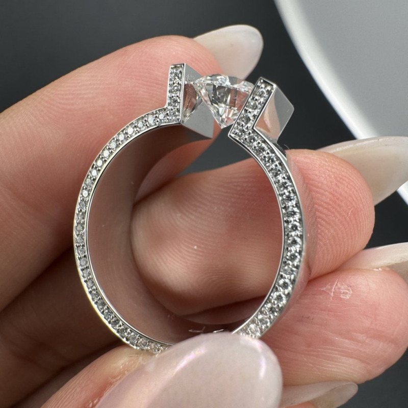 Ring “The Floating Diamond”, 1 ct – photo 3 of 12