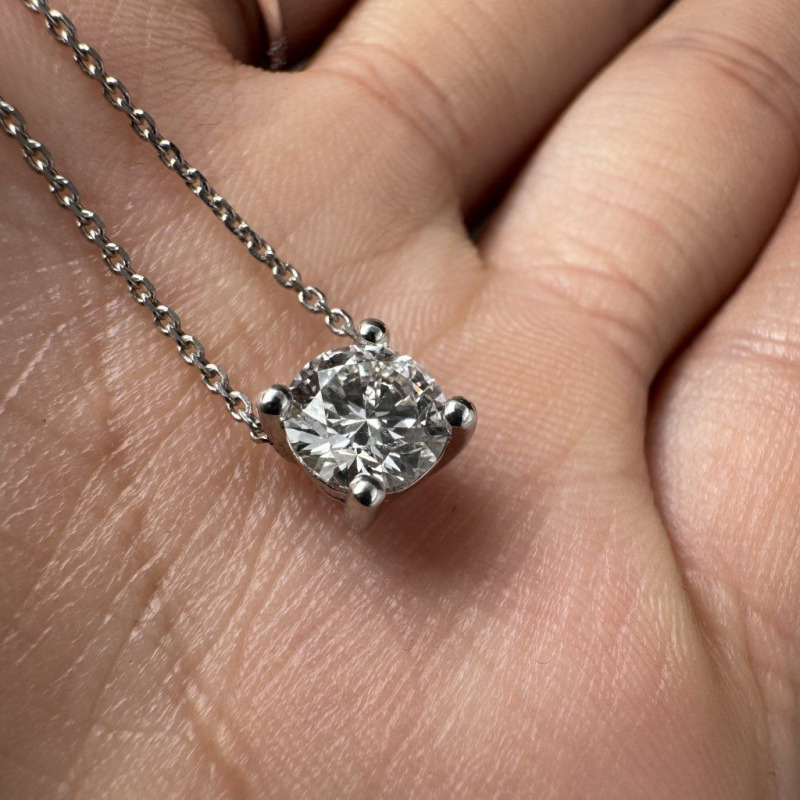 Pendant with a 1ct Diamond – photo 1 of 4