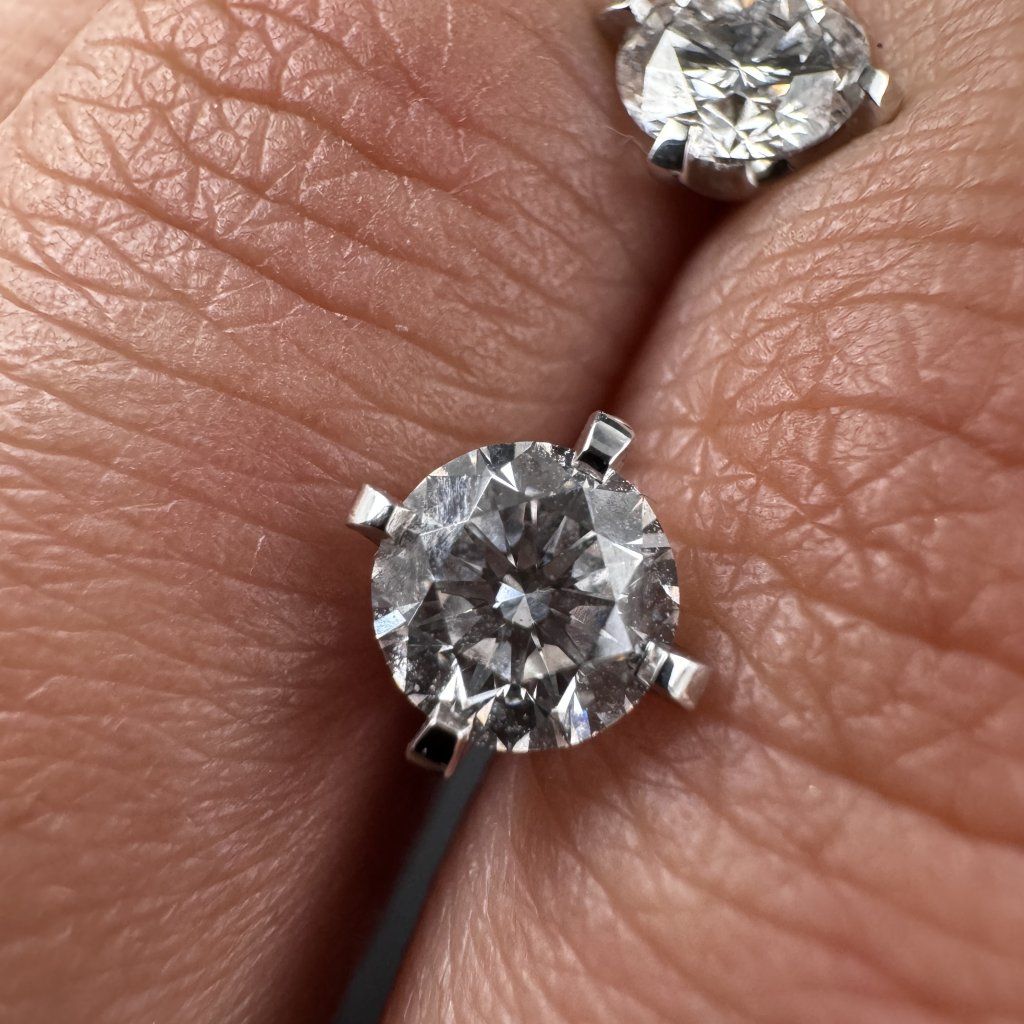 Elegant Earrings with Round Brilliants – Platinum, 0.51 ct – photo 1 of 7