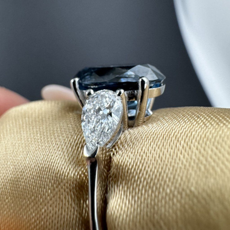Ring with Topaz and Laboratory-Grown Diamonds – White Gold, 1 ct – photo 3 of 11