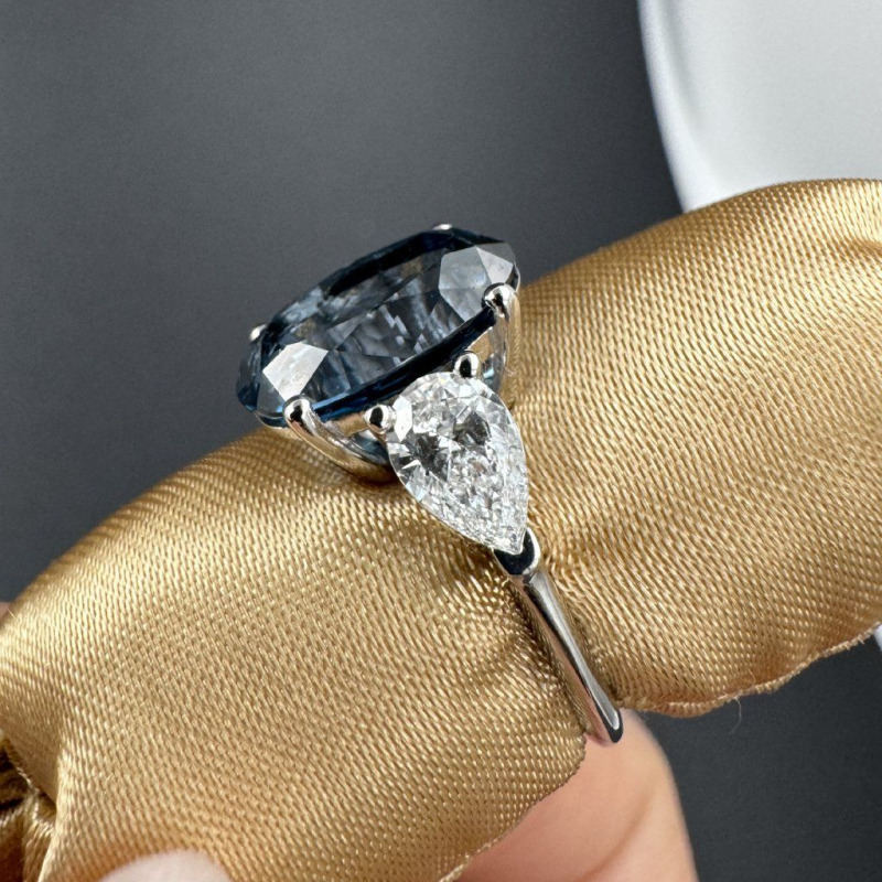 Ring with Topaz and Laboratory-Grown Diamonds – White Gold, 1 ct – photo 5 of 11
