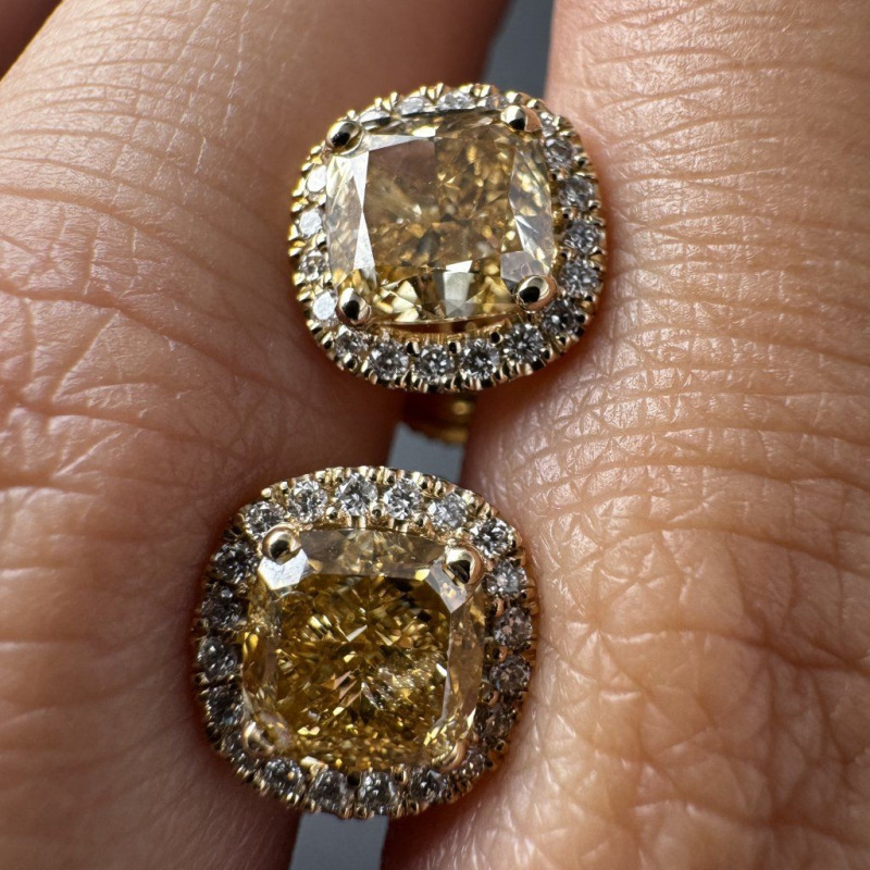 Yellow Gold Earrings with Two Radiant Yellow Diamonds