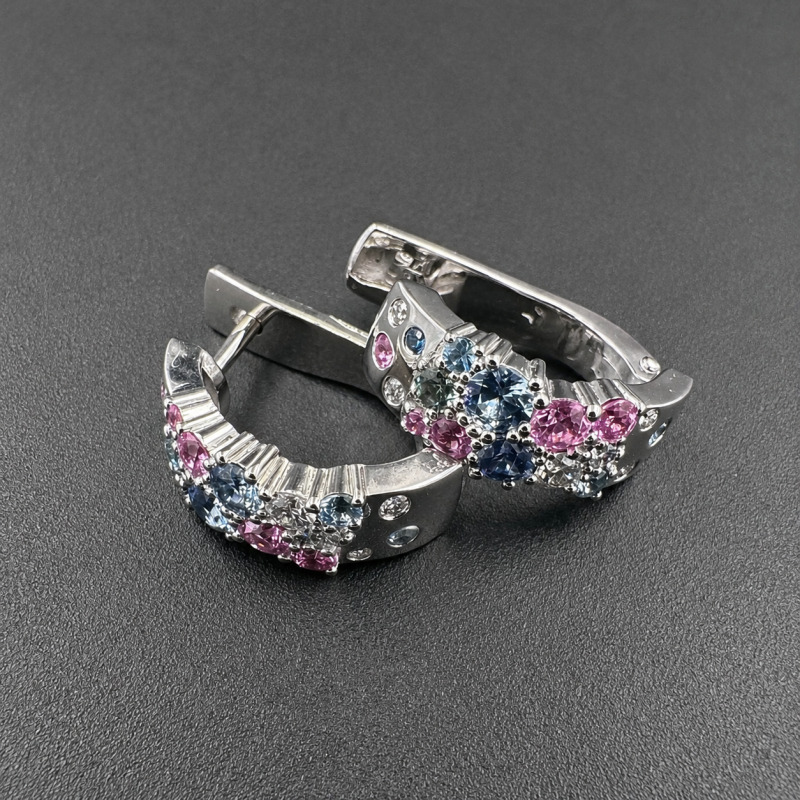 White Gold Earrings with Sapphires