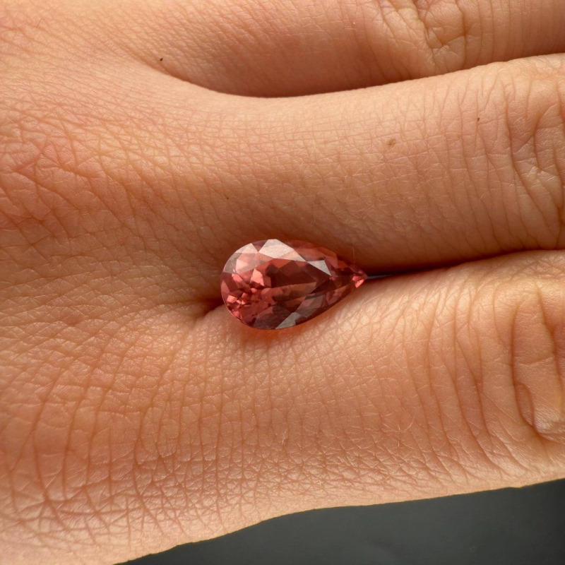 Pink Tourmaline Pear, 3.23 ct – photo 3 of 8