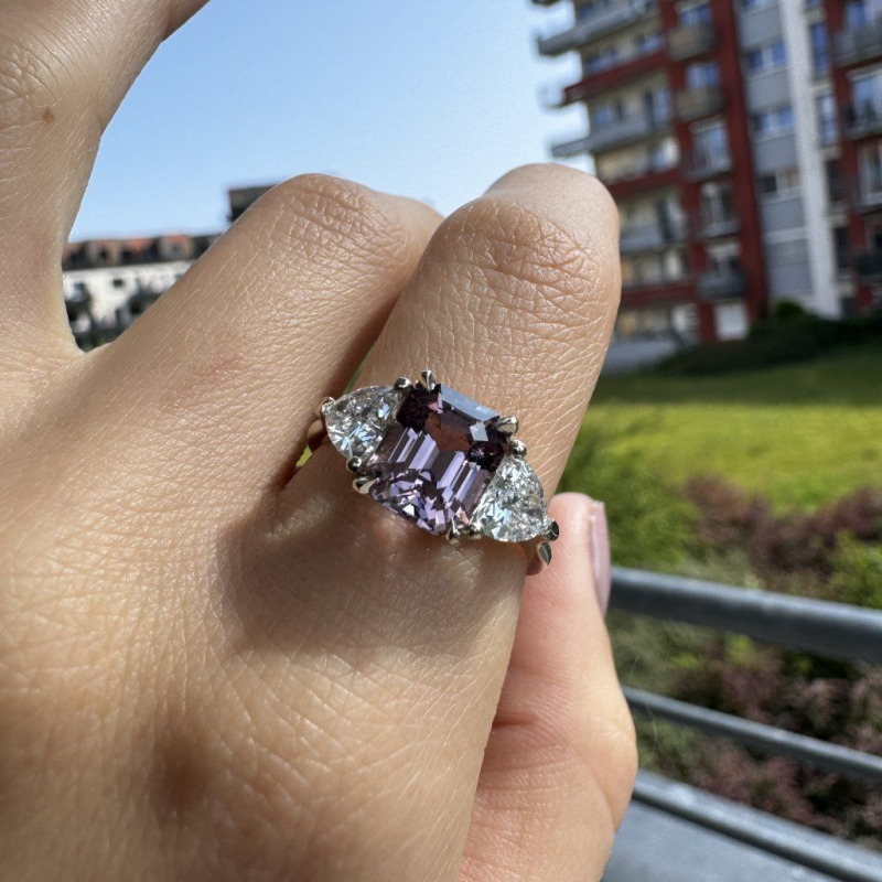Ring with Pink Spinel and Laboratory Diamonds – White Gold, 2.7 ct – photo 4 of 7