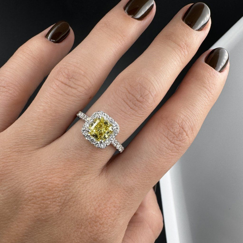 Ring with Fancy Yellow Laboratory Diamond, 1.24 ct – photo 5 of 6