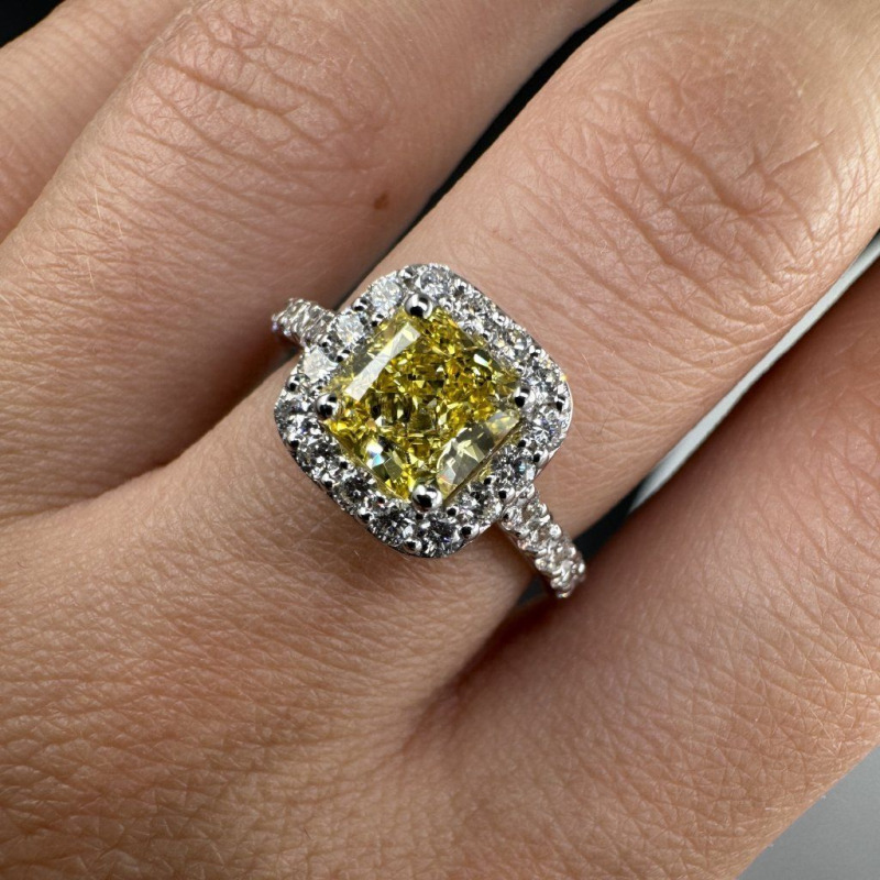 Ring with Fancy Yellow Laboratory Diamond, 1.24 ct – photo 1 of 6