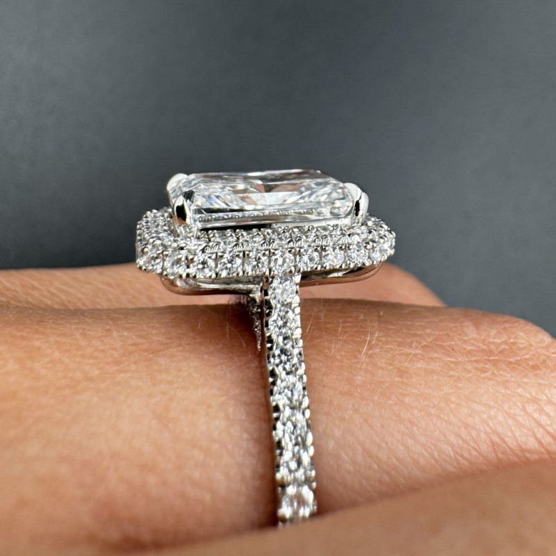 Ring with a Rectangular Laboratory-Grown Diamond, 4.03 ct – photo 4 of 6