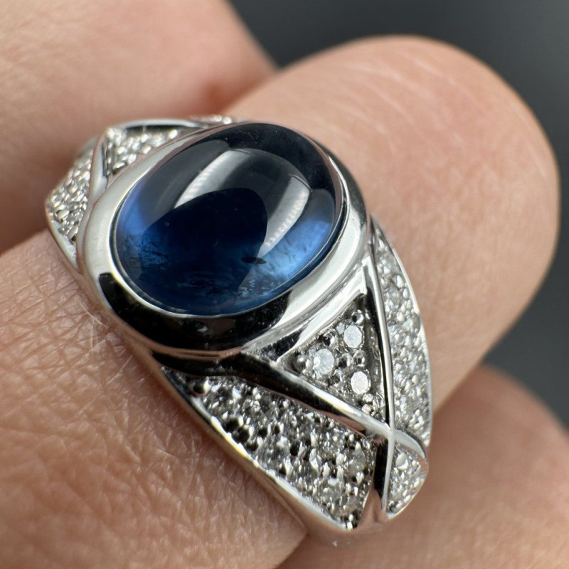 Ring with a Natural Blue Sapphire in Vintage Style – White Gold, 2.25 ct – photo 5 of 5