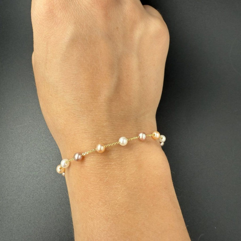 Gold Bracelet with River Pearls – photo 3 of 3