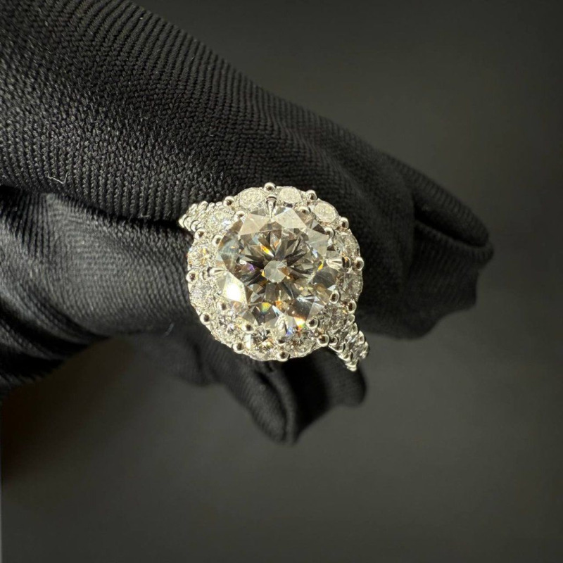 Ring with a Laboratory Diamond – White Gold – photo 6 of 8