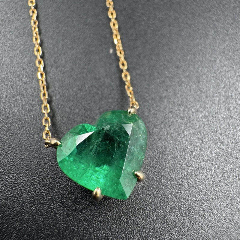 Emerald Necklace – Yellow Gold, 3.22 ct – photo 4 of 5