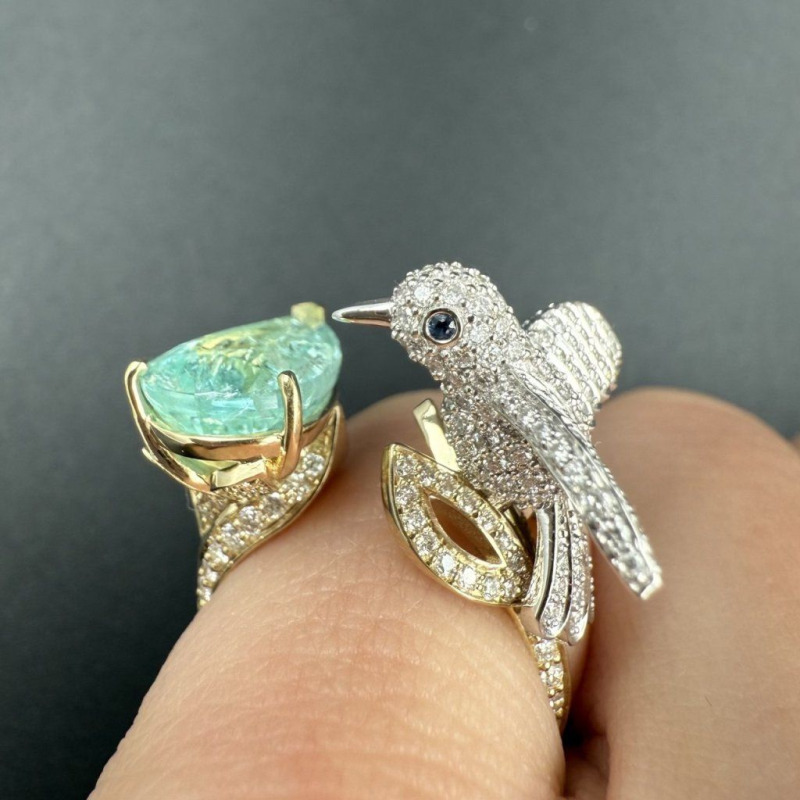 Ring with Tourmaline Paraiba and Diamonds