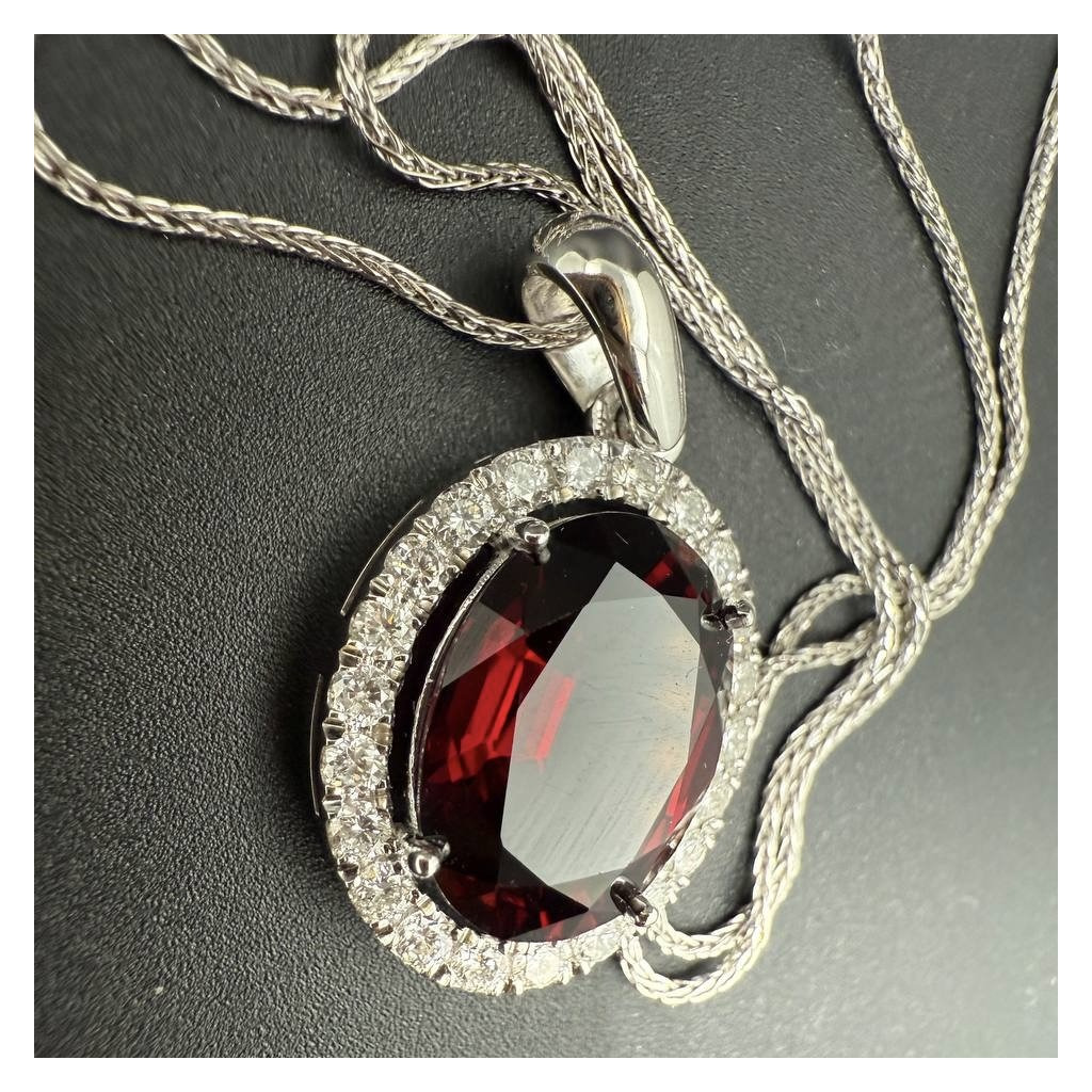 Necklace with Red Garnet – White Gold, 0.474 ct – photo 1 of 5