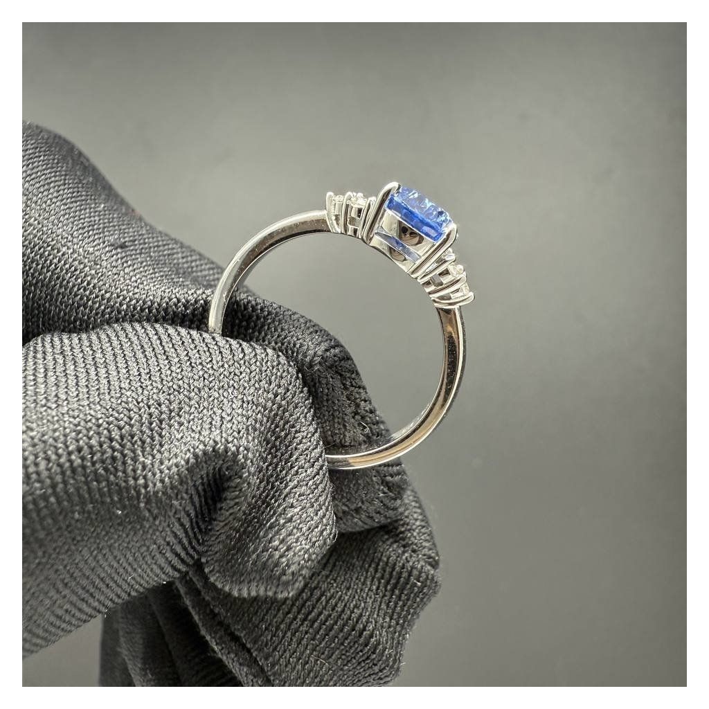 Sapphire Ring – White Gold – photo 1 of 5