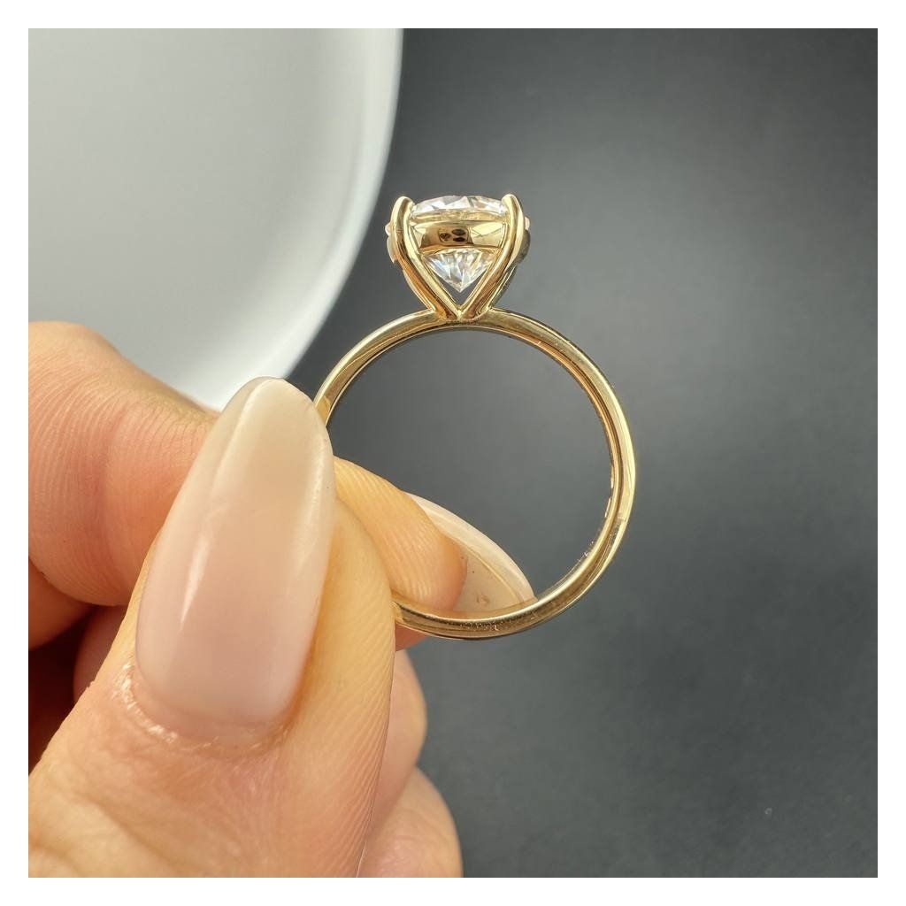 Gold Ring with Moissanite – photo 1 of 5