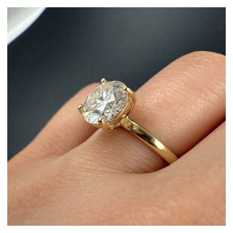 Gold Ring with Moissanite – photo 3 of 5