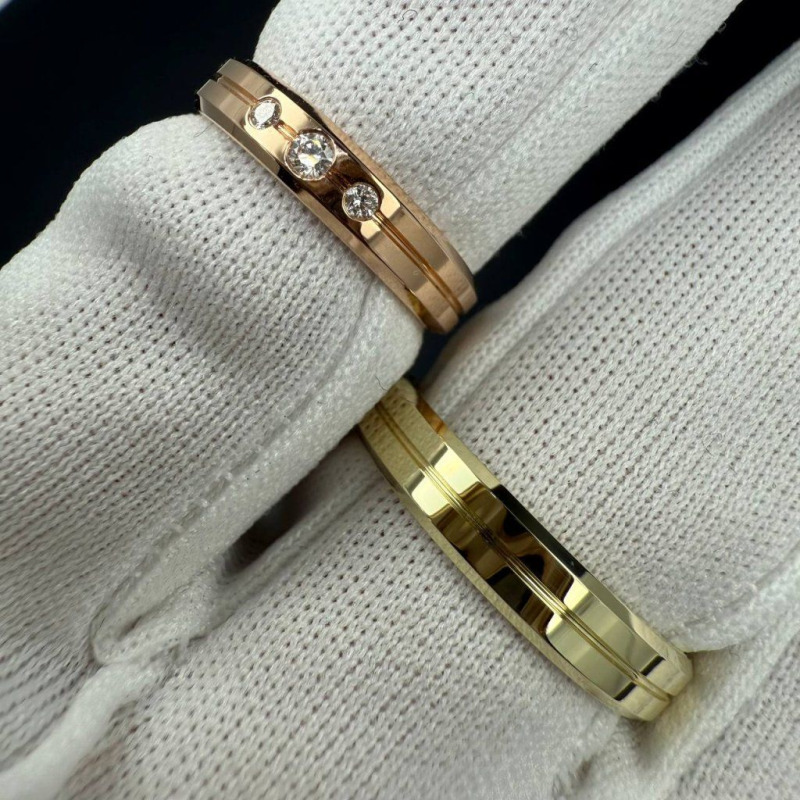 Diamond Wedding Rings – Yellow Gold, 0.031 ct – photo 2 of 4