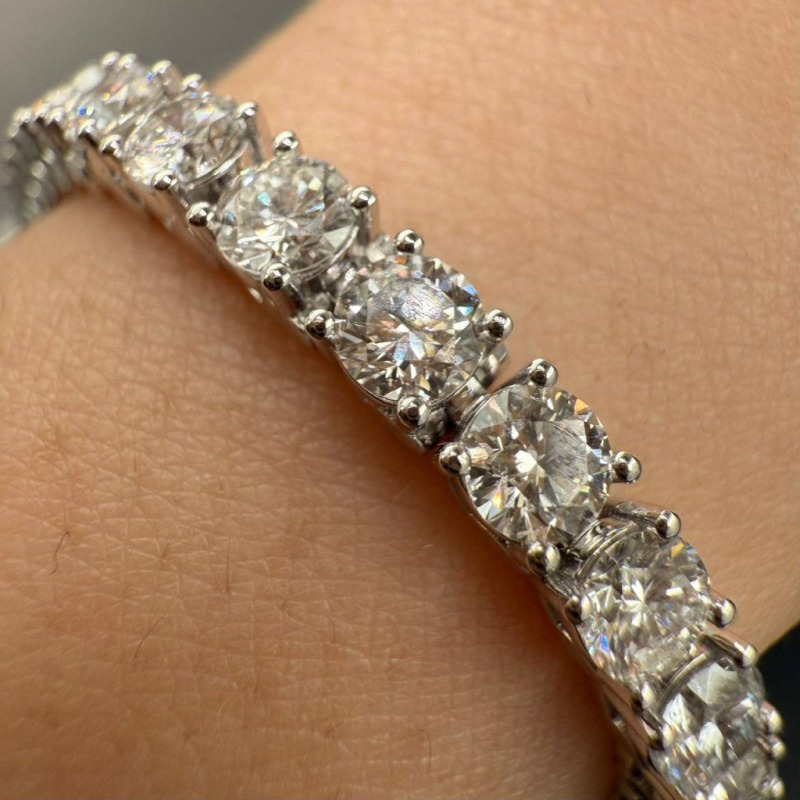 Diamond Bracelet – White Gold, 7.995 ct – photo 4 of 5