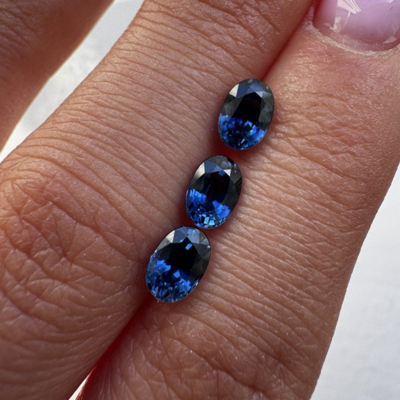 Blue Sapphires Oval, 2.18 ct – photo 4 of 4